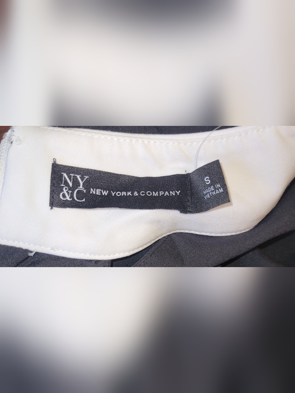 NY&C Black & White Colorblock Halter Jumpsuit - Size Small - NWT - Picture 5 of 7